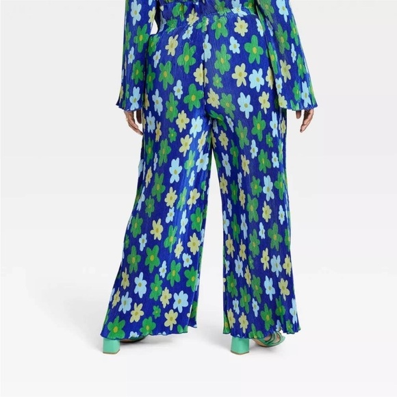 SammyB Blue Floral Accordion Pleated Pants - Picture 1 of 3
